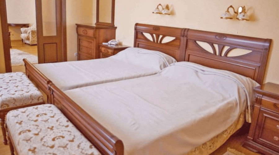 Люкс 1-местный 2-комнатный (улучшенный, корпус 4)